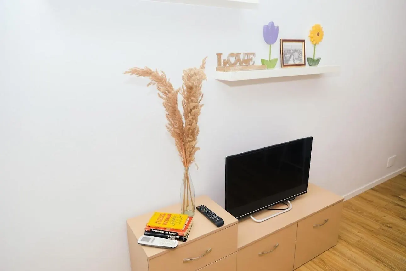 Luxury Center Apartments 3 Tirana Albania