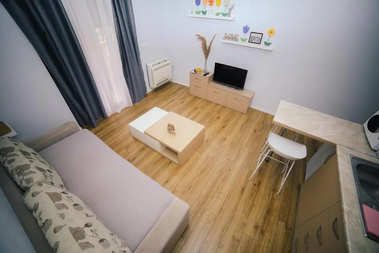 Luxury Center Apartments 3 Tirana