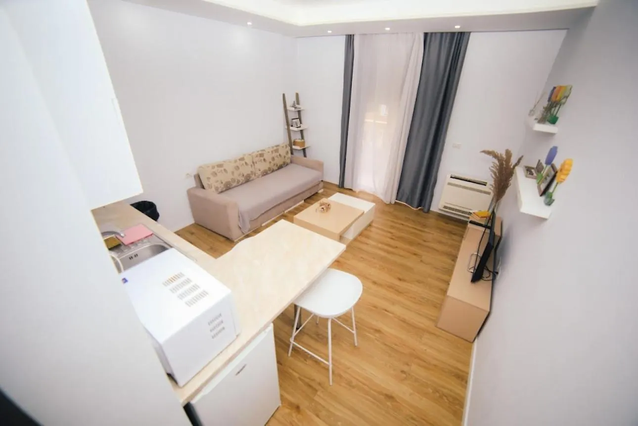 Luxury Center Apartments 3 Tirana