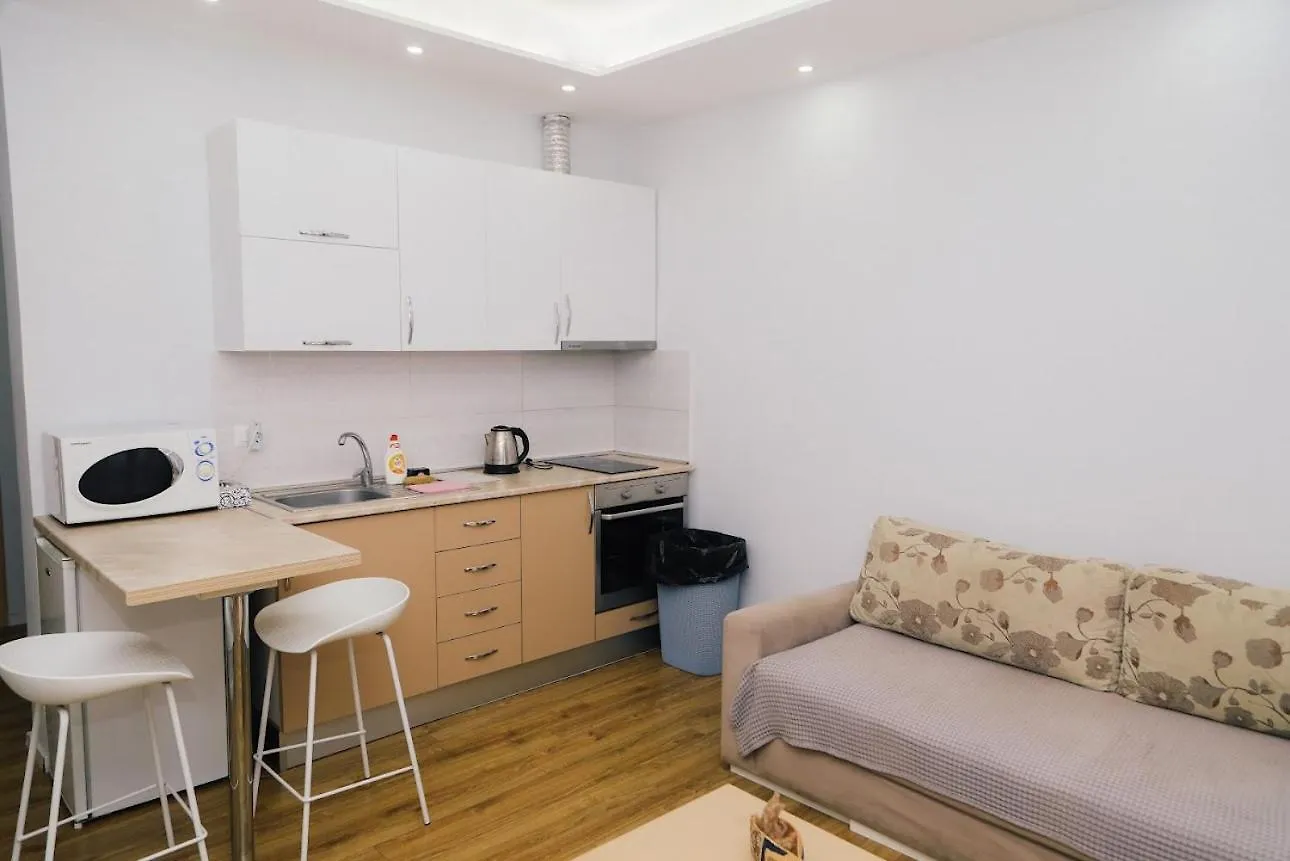 Luxury Center Apartments 3 Tirana 0*,